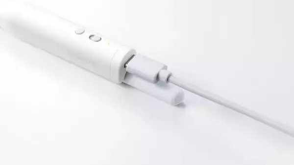 「エレコム、旧モデルより装着しやすくなったApple Pencil用 ショートカットグリップを発売」の画像