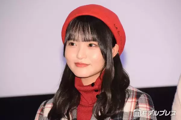 “ヒカルの広報採用”話題の元日向坂46メンバー、ダークトーンイメチェンで雰囲気ガラリ「ぱっつん前髪可愛すぎる」「透明感すごい」の声