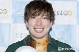 「EXITりんたろー。「長男のイヤイヤ期炸裂で」長女のお宮参り家族ショット公開「おしゃれ夫婦」「大きくなってる」の声」の画像1