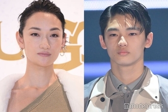 冨永愛「また大きくなった？」長男・冨永章胤との背比べショット「親子揃ってスタイル良すぎ」「絵になる」と話題に