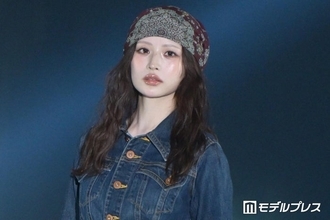 CANDY TUNE立花琴未、美シルエット際立つデニムコーデ バンダナ合わせのウエスタンスタイル披露【ガルアワ2026A/W】