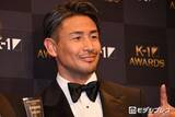 「魔裟斗「弟子の心もサイボーグみたいになってきました」夫婦で筋肉美披露「全身バランス神」「日々の努力が感じられる姿」と反響」の画像1