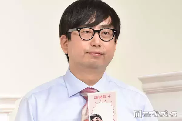 「ラヴィット！」人気芸人、“韓流スター風” 赤髪ビジュアル公開「一瞬誰かと」「ダンディーでかっこいい」と話題