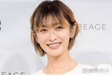 「山田優、ミニ丈から圧巻美脚スラリ 幸せ感じた子どもからの“一言”明かす」の画像1