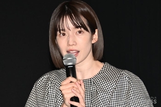 弘中綾香アナ、大物俳優を“呼び捨て” 予想外ハプニングに思わず本人立ち上がる【ちょっとだけエスパー】