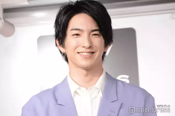 前田公輝、青髪に電撃イメチェン「息を呑む美しさ」「最強に似合う」とファン悶絶