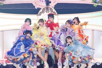 SWEET STEADY、“グループ最大規模”幕張メッセでデビュー2周年公演開催 初のアリーナ単独サプライズ発表で涙「感謝しかありません」【ライブレポ】