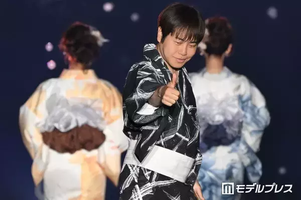 ノンスタ井上裕介、6年ぶりランウェイ 投げキスで歓声上がる【TGC新潟2026】