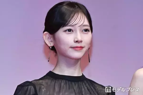 乃木坂46池田瑛紗「推し活」プラベショットが話題「表情が生き生きしてる」「変装してなくてビックリ」