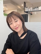 杉崎美香アナ、生後2ヶ月次男の公園デビュー親子ショット公開「可愛らしい」「成長が楽しみ」の声