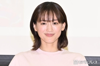 綾瀬はるか、シースルー衣装で素肌透ける「美しさに引き込まれる」「見たことない姿」と反響