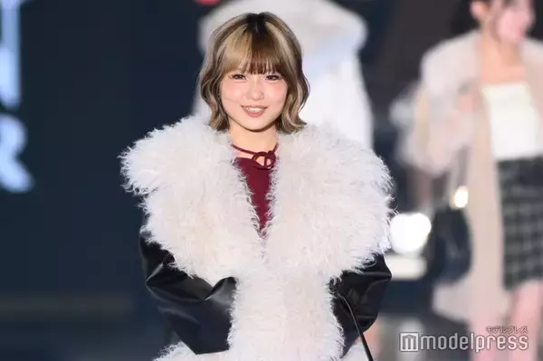 フォーエイト48あみか、恋人・アマリザとの“成人式プリ”公開「振袖姿可愛すぎる」「いつまでもラブラブ」の声