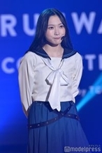 櫻坂46谷口愛季、ネコ耳メイドコスプレで美脚スラリ「お人形さんみたい」「スタイル抜群」と反響