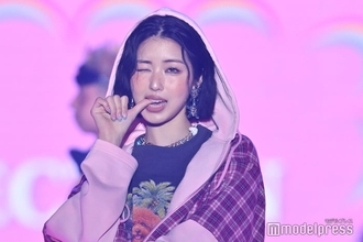 IS:SUE・YUUKI（田中優希）、指咥え×ウィンクで沸かす「イケメンすぎ」「流石のスタイル」と話題【TGC2026 S/S】