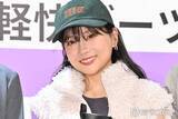 「重盛さと美、ミニ丈Tシャツワンピから美脚スラリ「脚が綺麗すぎ」「セクシー」」の画像1