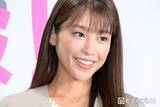 「1児の母・岡副麻希、2歳娘とハンバーグ作り「なかなか激しめに…」リアルなテーブル公開に反響「醍醐味ですね」「汚れても問題なしって言えるの尊敬」」の画像1