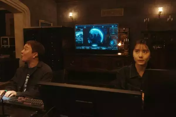 「VIVANT」ブルーウォーカー役・花岡すみれ、天才ハッカー演じるも「パソコンにほとんど触れたことが…」裏話に驚きの声