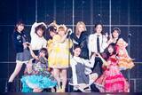「FRUITS ZIPPERらKAWAII LAB.＆IVE妹分のKiiiKiii、日韓コラボでTWICE＆AKB48カバー【MUSIC EXPO LIVE 2025】」の画像1