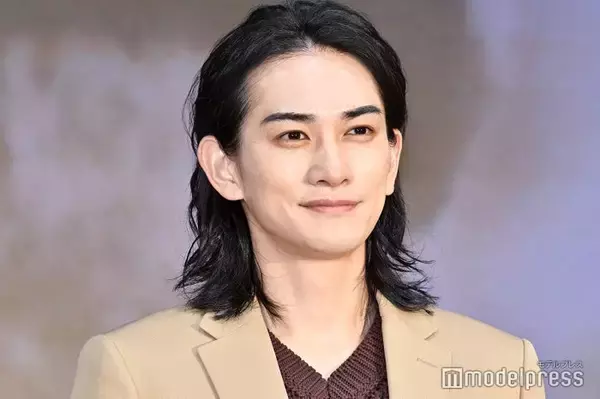 町田啓太、入れ墨ビッシリ＆金髪姿で印象ガラリ 役オフショットに「驚いた」「筋肉とタトゥーが美しい」と反響