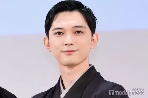 「ばけばけ」吉沢亮＆“弟役”俳優との2ショットが「遺伝子レベルで似てる」「本当の兄弟みたい」と話題