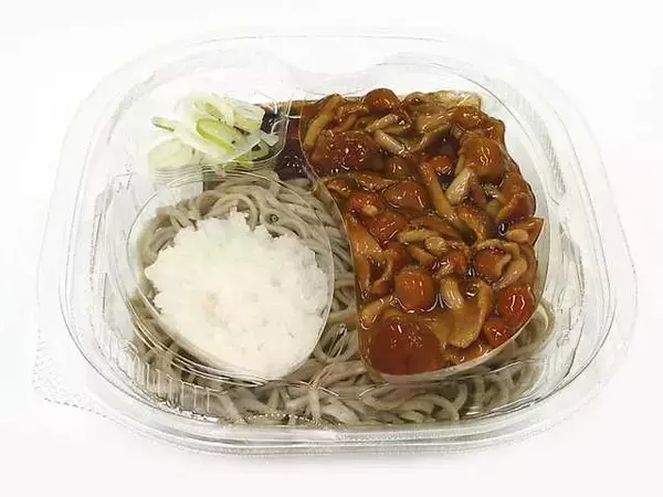 【北海道セブン限定】愛別町産なめこたっぷり！「北海道産そば粉使用 冷しなめこおろしそば」登場