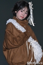新潟出身・高倉萌香、ドット柄ミニスカで美脚際立つ 大ぶりリボンがガーリー【TGC新潟2026】