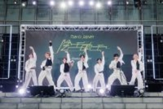 Travis Japan、歌舞伎町降臨＆強風切り裂く圧巻パフォーマンス 7人初CDシングルのリリイベで新曲含む5曲披露【陰ニモ日向ニモ】