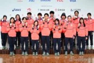 坂本花織選手・鍵山優真選手・村瀬心椛選手ら「ミラノ・コルティナ五輪」メダリストが帰国報告 日本勢は冬季最多の24個メダル獲得【TEAM JAPAN 帰国時記者会見】