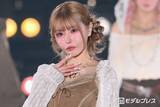 「戦慄かなの「お互いに名前を刻みました」人気アイドルの体にタトゥー彫る様子公開「想像以上だった」「衝撃的」驚きの声相次ぐ」の画像1