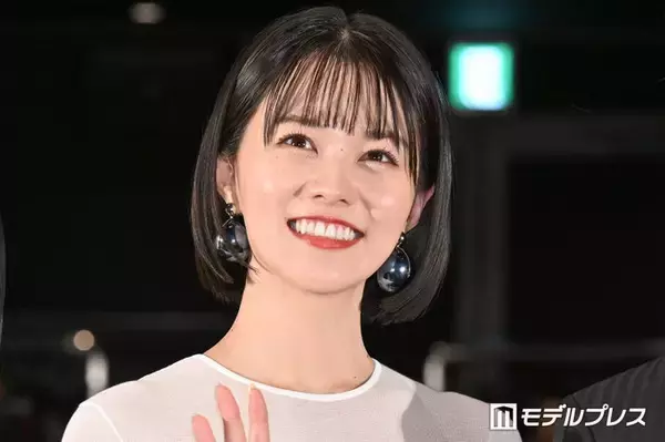 朝ドラ「あんぱん」出演女優、美脚際立つミニワンピ姿に反響「頭身バランスバグってる」「身体の半分以上脚」