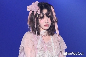 ＜FRUITS ZIPPERまとめ＞「LARME」編集長プロデュースで新たな魅力 マリー・アントワネットの世界観オマージュ【IDOL RUNWAY COLLECTION 2026A/W】