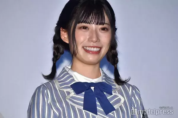 元日向坂46東村芽依、ミニスカ黒タイツで美脚際立つ「冬コーデ似合う」「透明感溢れてる」の声