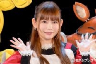 中川翔子「ダブルで抱っこ」双子息子を両手に抱える姿公開「大きくなってる」「癒される」の声
