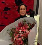 「中村江里子アナ「おっぱいタオルを手にする息子」公開「面白すぎる」「抜群スタイルにしか目が行かない」の声」の画像1