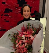 中村江里子アナ「おっぱいタオルを手にする息子」公開「面白すぎる」「抜群スタイルにしか目が行かない」の声