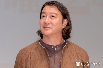 加藤浩次、ロン毛バッサリ最新ヘアが話題「イケオジ」「大人の魅力が溢れてる」サカナクション山口一郎が公開