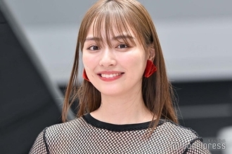 内田理央、美ウエストちらり フェスコーデに絶賛の声「スタイルの良さ際立つ」「真似したい」