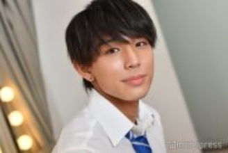 「今日好き」長濱薩生、ナイトプールで上裸姿披露「ドキッとしちゃう」「濡れ髪素敵」