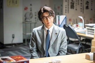 石原さとみ主演「ポリティカルパン」高橋一生が皮肉屋なエリート議員役 金庫番として主人公とスリリングな騙し合い