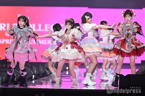 「KAWAII CARAVAN 超九州」月足天音・立花琴未・村川緋杏ら、新曲「ファンタジア」世界最速披露 高音パートで個性光る「九州から世界へ飛び立てるように」【TGC2026 S/S】