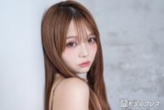 “ばんばんざい・ぎしの妻”桜井美悠「毎日みにぎしと外でさんぽ」桜の下で1歳息子と2ショット「おめめがパパそっくり」「大きくなってる」と反響