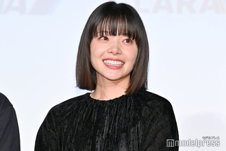 岸井ゆきの、黒シースルー衣装で魅力放つ「軽やかで素敵」「衣装もネイルも完璧」の声