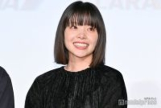 岸井ゆきの、黒シースルードレスで魅力放つ「軽やかで素敵」「衣装もネイルも完璧」の声
