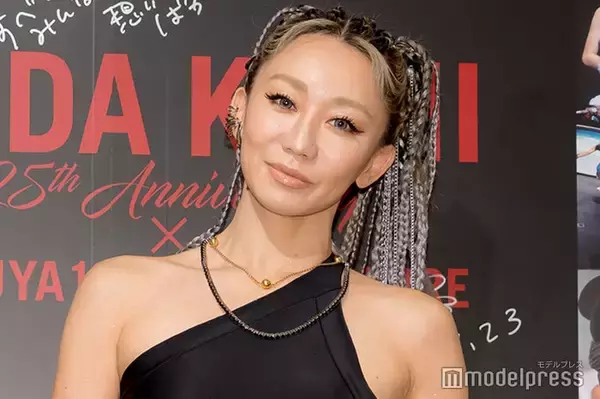 倖田來未、息子顔出しの家族3ショット公開「初めてお顔見た」「旦那さんそっくり」と注目集まる
