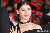 「土屋太鳳、娘との2ショット公開「どんどん大きくなって」「映画のワンシーンみたい」と反響」の画像1