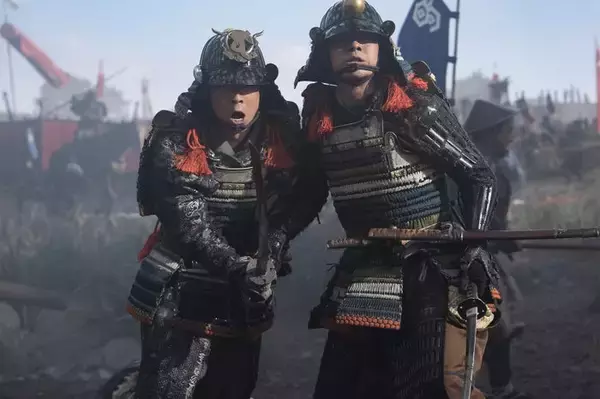 大河「豊臣兄弟！」大量の骸転がる凄惨戦場シーン＆夕陽×血“赤”際立つ色彩演出話題「地獄絵図」「強烈な映像に息を呑んだ」 【ネタバレあり】