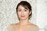 「1児の母・内山理名、大きなプールが置かれた庭公開「おしゃれなホテルみたい」「夏を満喫してて素敵」と反響」の画像1