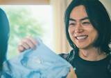 「菅田将暉、優しい眼差し＆微笑み 恋人・家族との休日リアルに描く「セカスト」CM初出演」の画像1