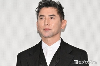 本木雅弘の次男が16歳に 顔出し近影ショットが話題「イケメン」「遺伝子強すぎる」