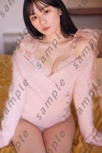 乃木坂46川崎桜、ピンクのランジェリーにニット羽織る 1st写真集封入ポストカード第3弾公開【エチュード】